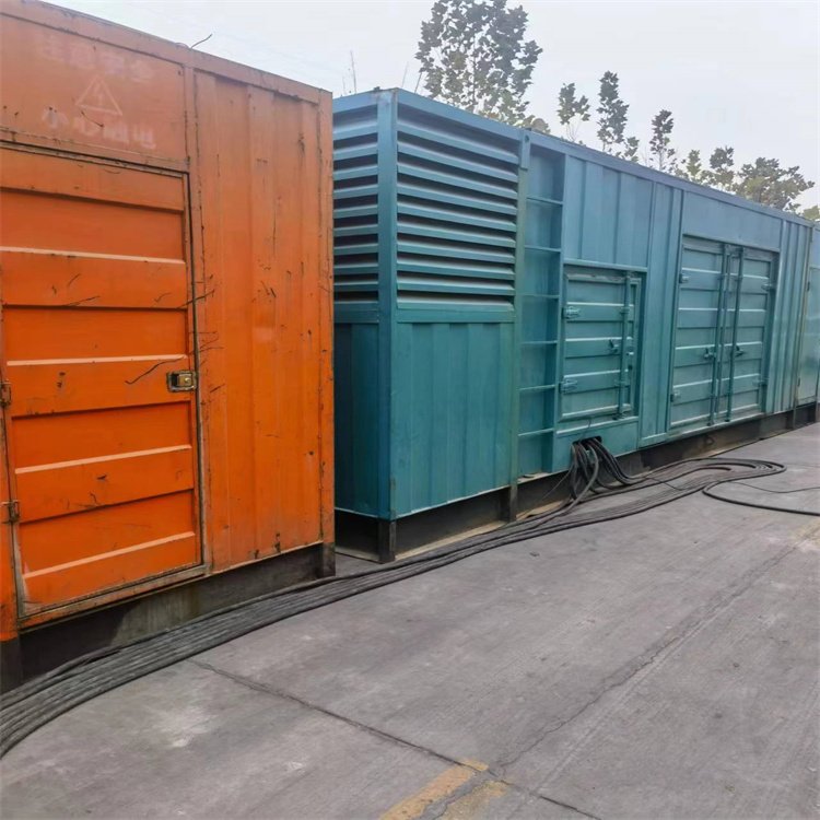松北如何选择适合 600kW 柴油发电机组的热继电器？