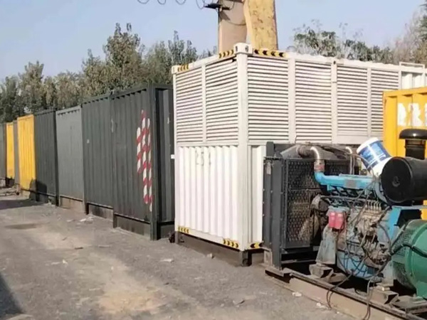 松北200KW柴油发电机机组每小时油耗是多少?